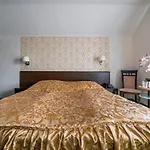 Bed & Breakfast Laura 3*