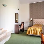 Laura 3* Władysławowo