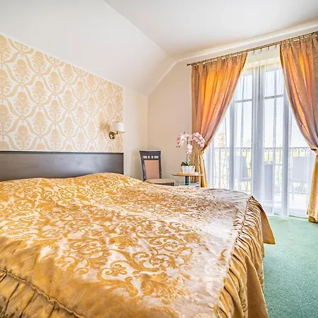 Laura Władysławowo