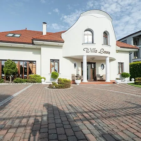 Laura ベッド・アンド・ブレックファスト 4*