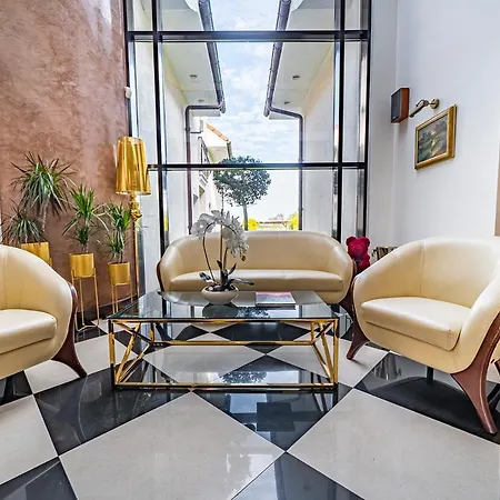 فندق مبيت وإفطار Laura