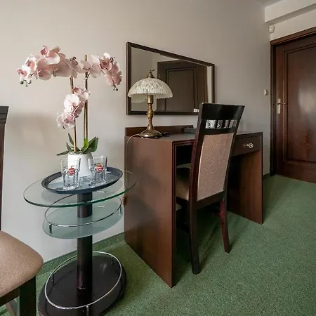 Laura לינה וארוחת בוקר