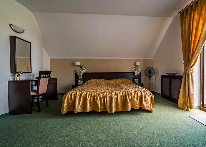 Laura 住宿加早餐酒店 Władysławowo