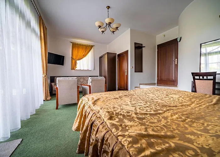 住宿加早餐酒店 Laura 4*