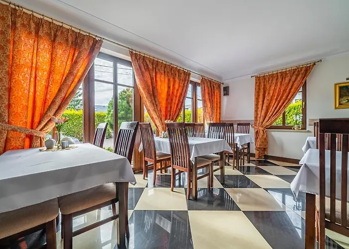 Laura 住宿加早餐酒店 4*